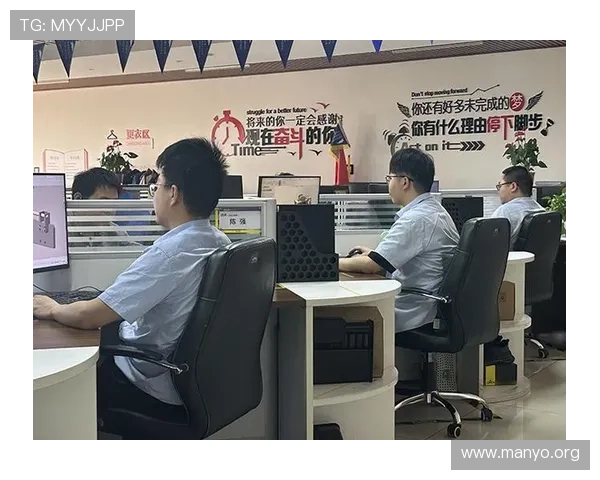 永利旗舰厅客户服务全天在线，专业团队为您提供及时高效的咨询与技术支持